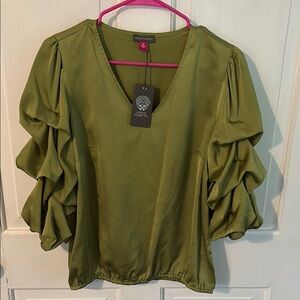 Vince Camuto Green Ruffled Puff Sleeve Blouse